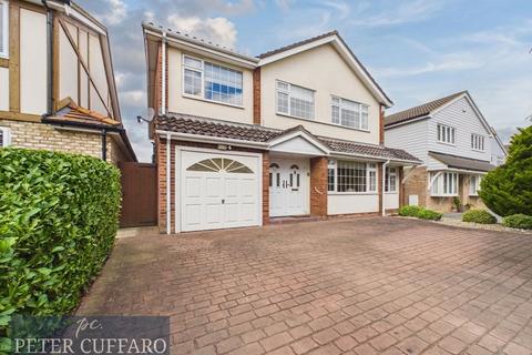4 bed property, in Ware Road, £875,000