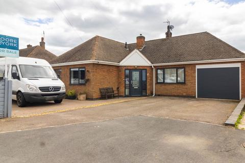 3 bed property, in Forest Rise, £475,000