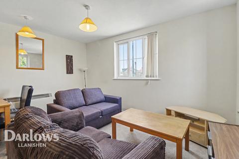 2 bed property, in Watkins Square, £200,000