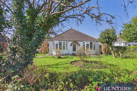 4 bed property, in Bempton Lane, £350,000