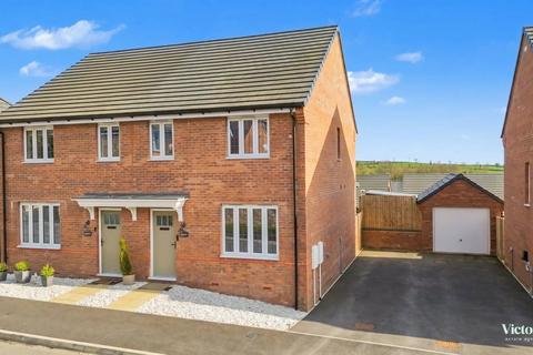 3 bed property, in Gadwall Place, £339,000