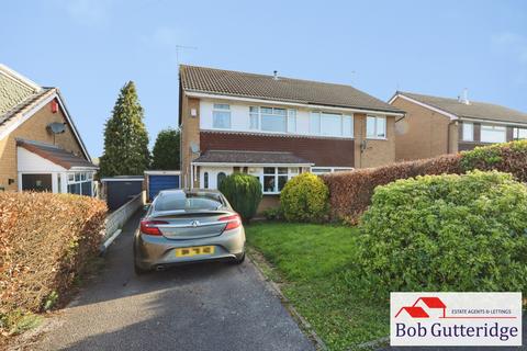 3 bed property, in Hayfield Road, £175,000