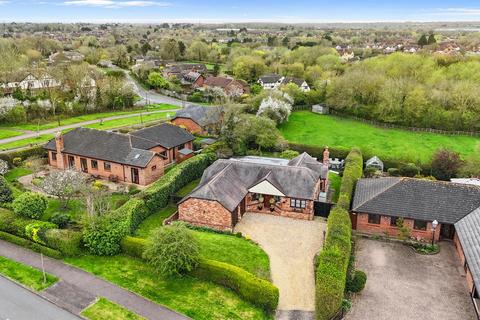 4 bed property, in Bradwell Road, £1,000,000