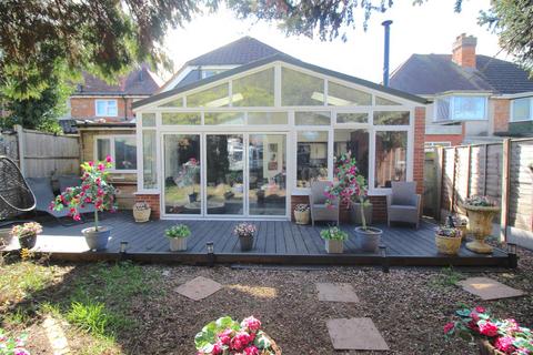4 bed property, in Vera Road, £435,000