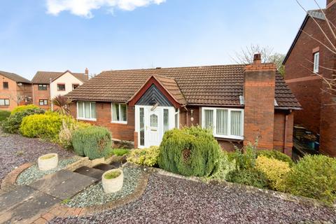 3 bed property, in 18 Bryn Castell, £180,000