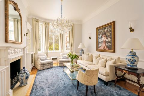 3 bed property, in North Gate, £3,000,000
