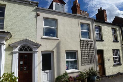 3 bed property, in Mantle Street, £230,000