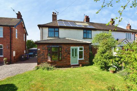 3 bed property, in Westlands Avenue, £250,000