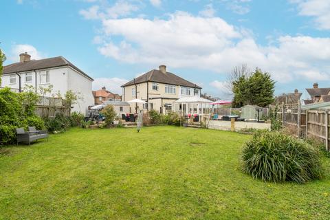 3 bed property, in Croydon CR0, £550,000