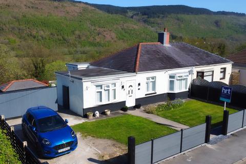 3 bed property, in Lletty Dafydd, £242,500