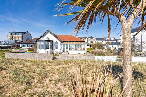 3 bed property, in Beachfield, £1,500,000