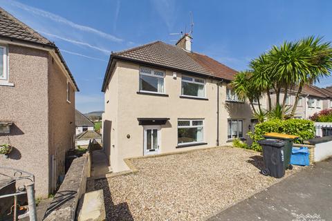 3 bed property, in Westfield Avenue, £210,000