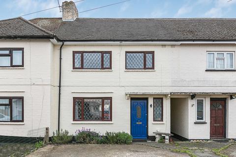 3 bed property, in Larchwood Drive, £435,000