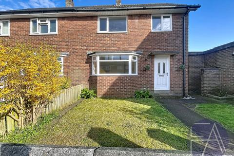 3 bed property, in Bradshaws Lane, £200,000