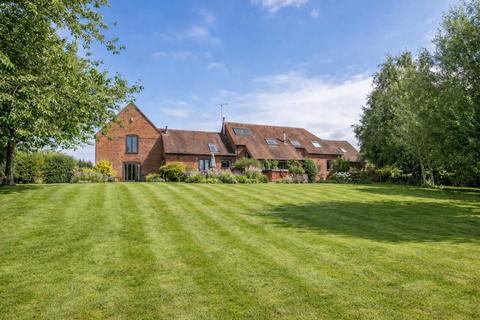 5 bed property, in Cryfield Grange Road, £1,399,995