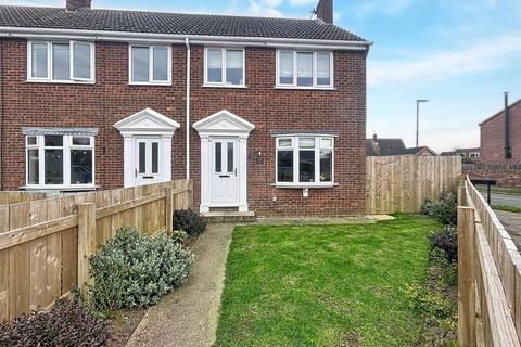 3 bed property, in Headlands Road, £169,950