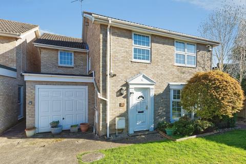 7 bed property, in Harkness Drive, £780,000