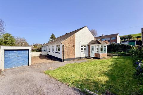 3 bed property, in Plymstock, £285,000