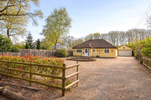 3 bed property, in Green Lane, £950,000