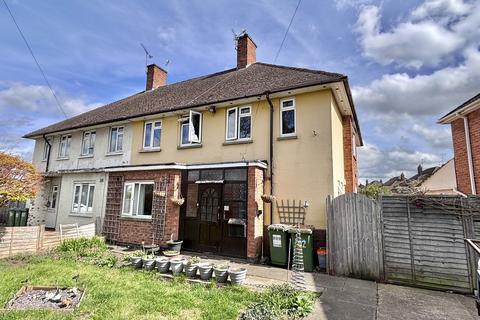 4 bed property, in Lutterworth Road, £275,000