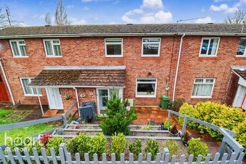 3 bed property, in Bryn Milwr, £200,000