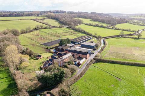 8 bed property, in The Lloyd, £3,750,000