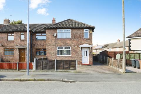 3 bed property, in Kitchener Avenue, £175,000