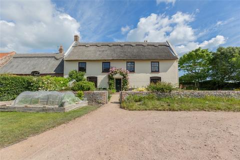 6 bed property, in Blacksmiths Lane, £875,000