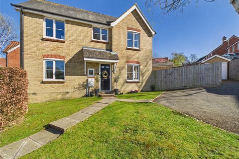 4 bed property, in Sampson Drive, £425,000