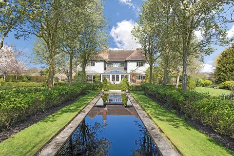 9 bed property, in Nuthampstead Road, £2,750,000