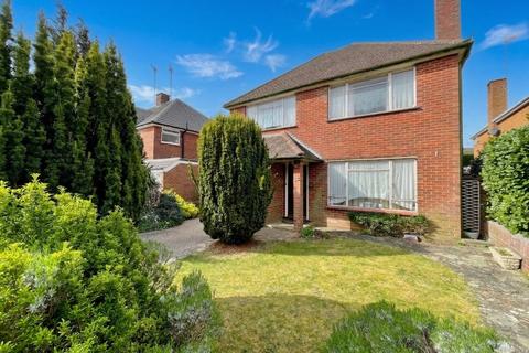 3 bed property, in Blandford Avenue, £500,000