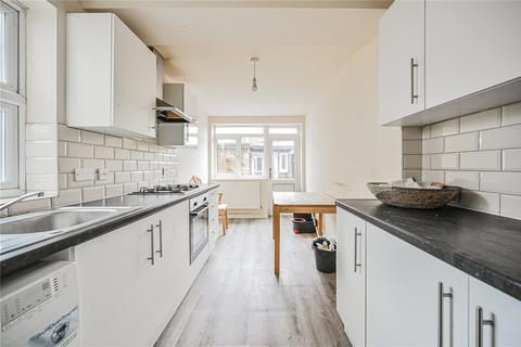3 bed property, in Eldon Road, £585,000
