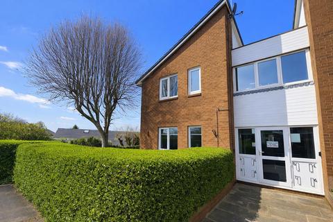 1 bed property, in Santa Monica Grove, £45,000