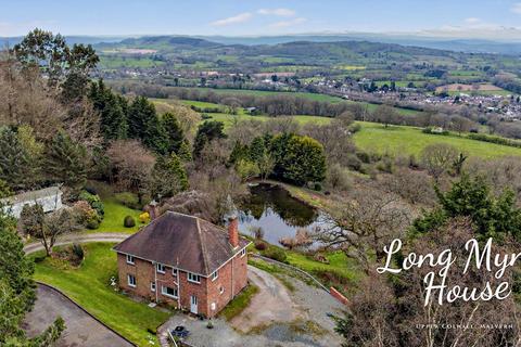 4 bed property, in Chase Road, £1,200,000