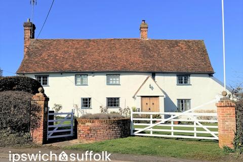 4 bed property, in Huntley House, £795,000