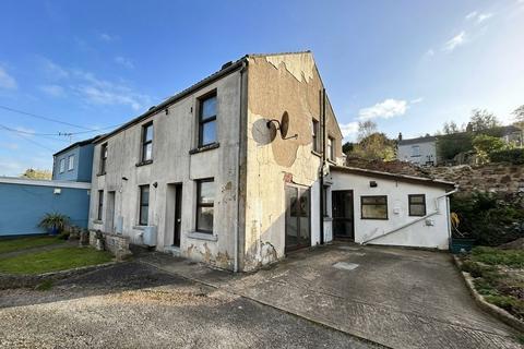 4 bed property, in Ruspidge Road, £300,000