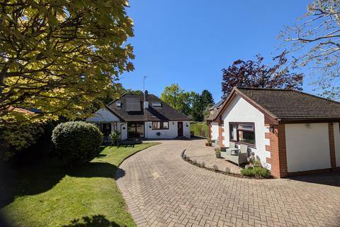 4 bed property, in Rusper Road, £800,000