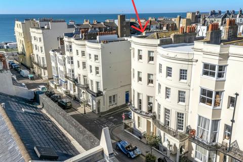 3 bed property, in Waterloo Street, £1,250,000
