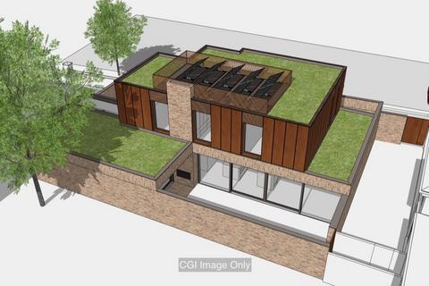 Studio, in Greens Lanes, £250,000