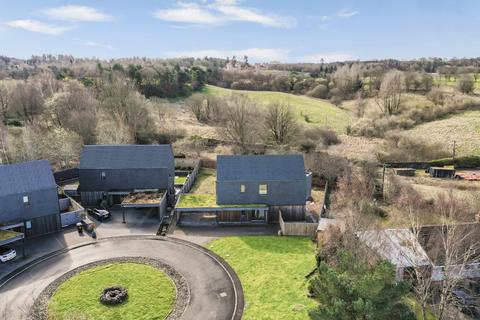 3 bed property, in 72 Carlisle Road, £695,000