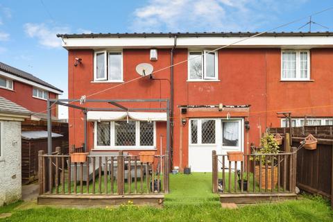 3 bed property, in Cosford Garth, £80,000