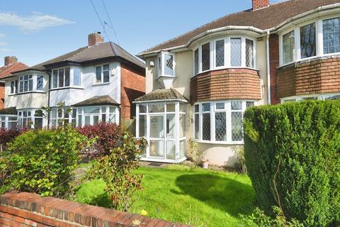 3 bed property, in Kings Road, £250,000