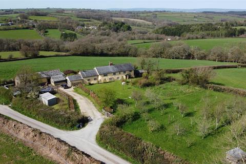 4 bed property, in Near Chulmleigh, £699,500