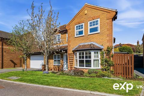4 bed property, in Misterton Crescent, £475,000