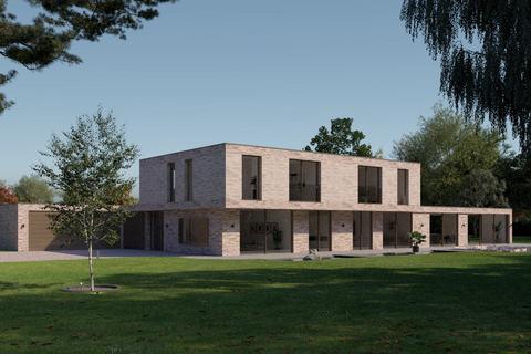 6 bed property, in Partingdale Lane, £3,000,000