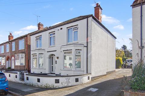 4 bed property, in Maudslay Road, £425,000