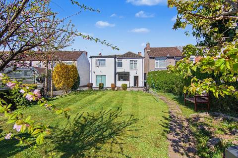 4 bed property, in Maudslay Road, £410,000