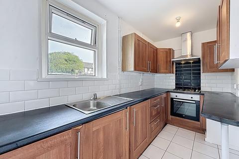 2 bed property, in South Clive Street, £225,000
