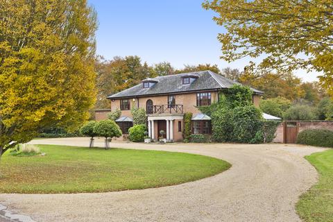 4 bed property, in London Road, £5,400,000