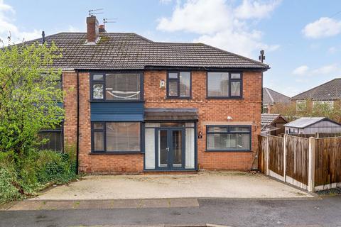 4 bed property, in Church Avenue, £360,000